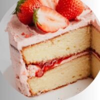 cake with strawberry filling recipe